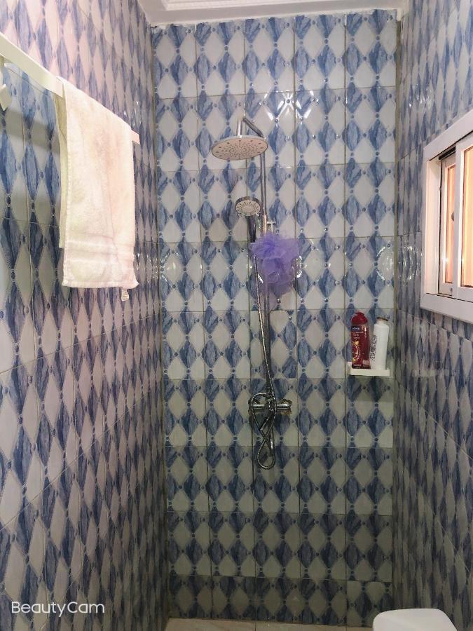 Awamuulamin Manneh Guest House Abuko エクステリア 写真