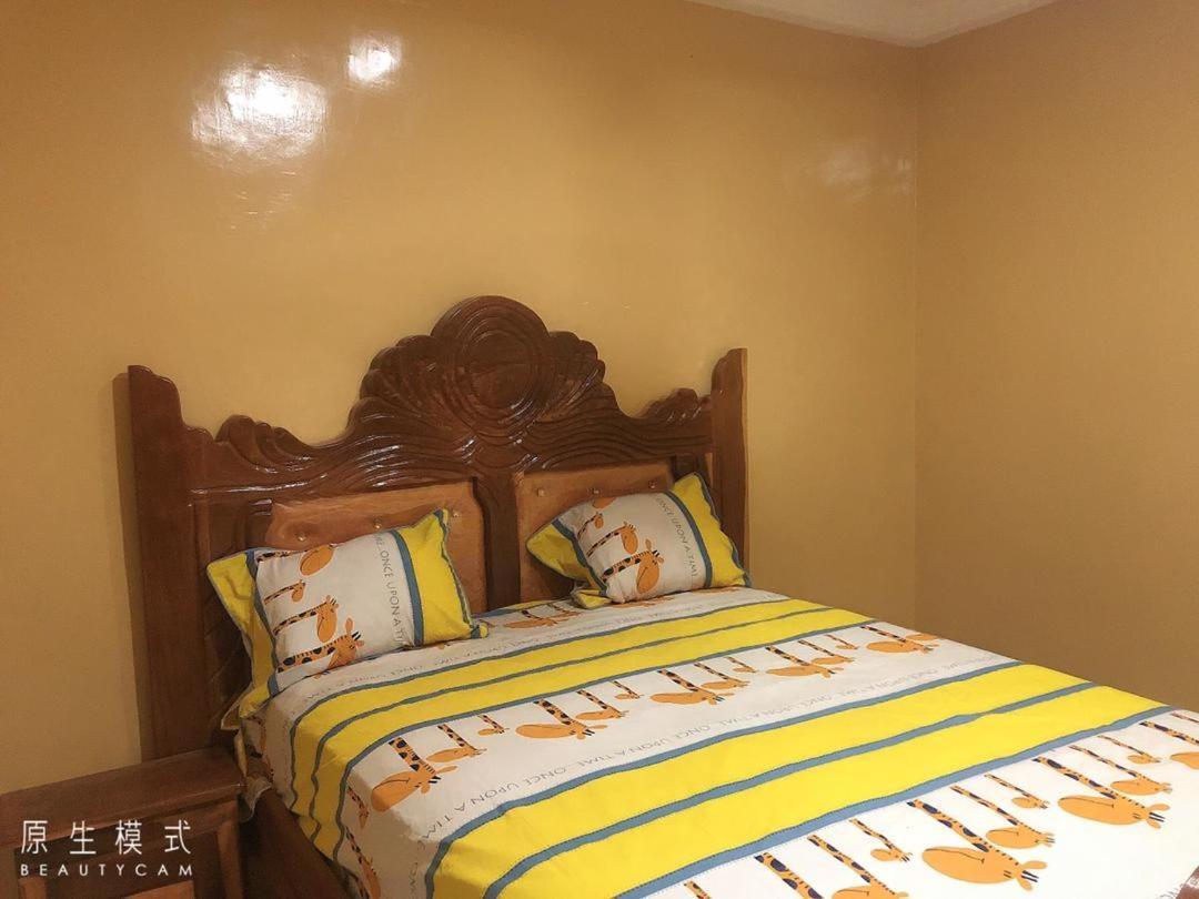 Awamuulamin Manneh Guest House Abuko エクステリア 写真