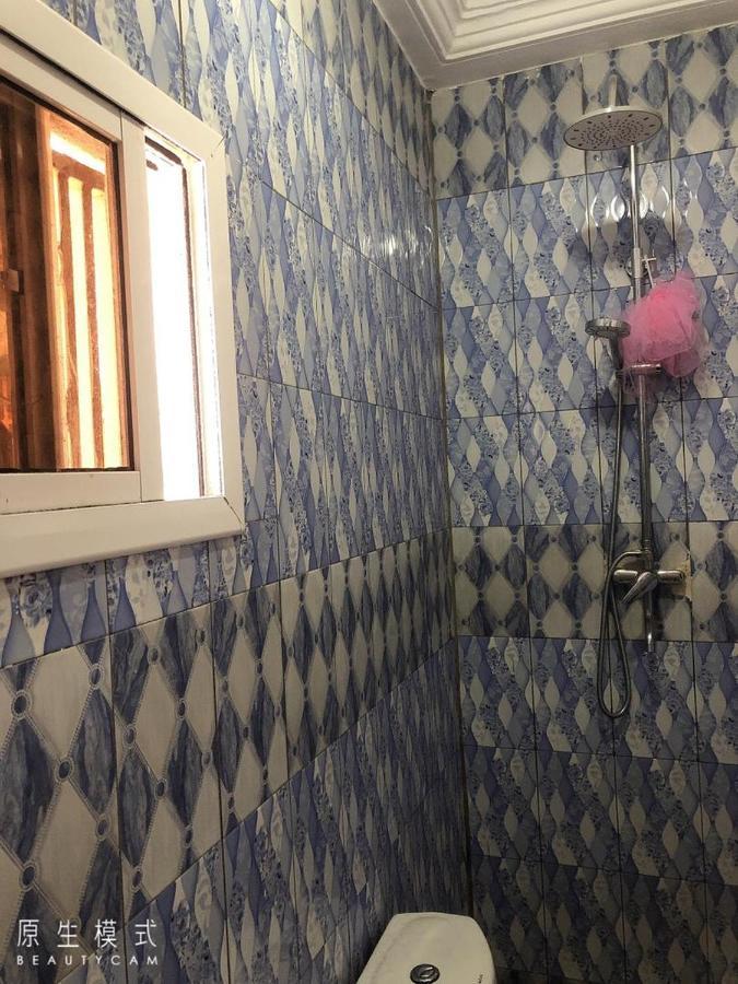 Awamuulamin Manneh Guest House Abuko エクステリア 写真